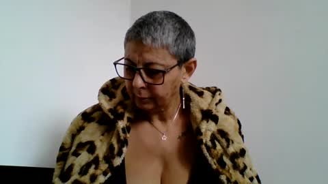 couple online show from September 27, 1:24 am