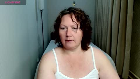 curvy_girlz online show from September 9, 5:13 pm