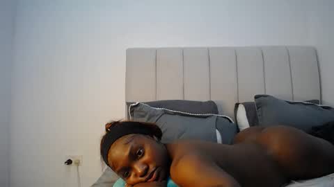 Liya online show from September 26, 11:41 am