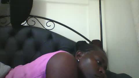 cute_barbie7184597 online show from May 12, 7:20 pm