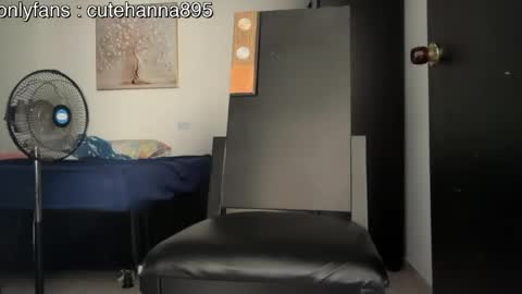 cute online show from April 30, 8:47 pm