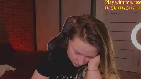 Everyday stream in the same time online show from March 1, 1:32 am