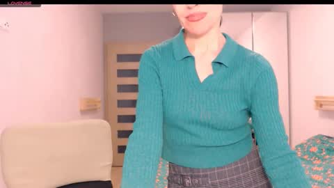 cute_lion_ online show from January 14, 11:15 am