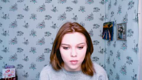 Mia online show from January 15, 8:51 am