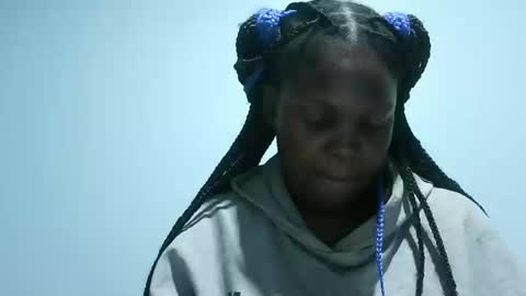 cute_roxie online show from February 18, 8:37 pm