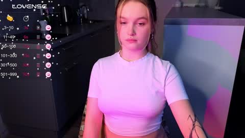 Sue online show from December 12, 12:22 pm