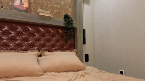 Kim online show from November 30, 5:39 pm