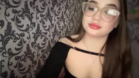 CuteAnn online show from February 11, 5:14 pm