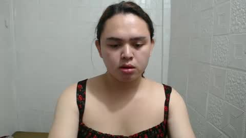 Nicole online show from February 16, 10:10 pm