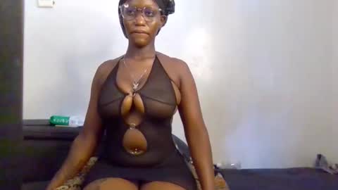 CUTIE online show from March 7, 7:37 am