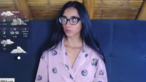 miss ari  online show from January 14, 2:22 pm