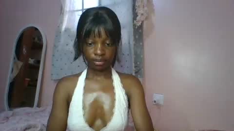 cutty_teshy online show from October 31, 12:20 pm