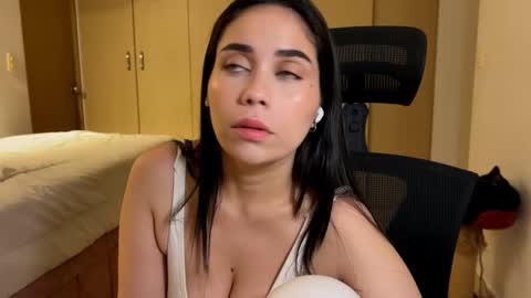 cyborgmuse online show from February 7, 4:49 am