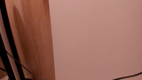 darling online show from March 2, 6:58 am