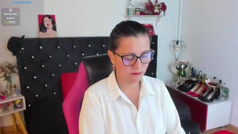 Mia  online show from March 12, 12:26 pm