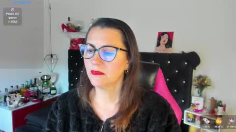 Mia  online show from February 18, 12:17 pm