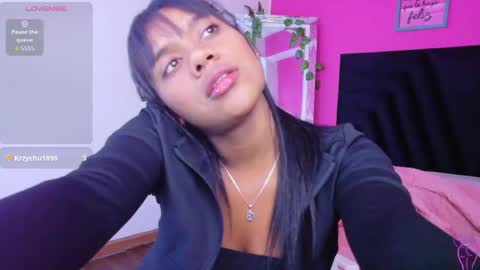 Anny  online show from April 19, 6:10 pm