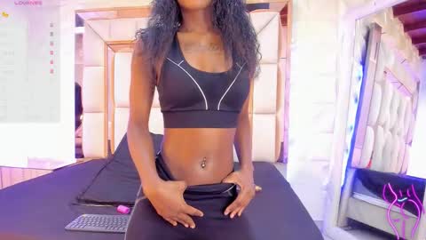 Dafnee online show from November 7, 1:17 pm