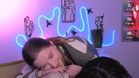 Little Di online show from December 19, 11:52 pm