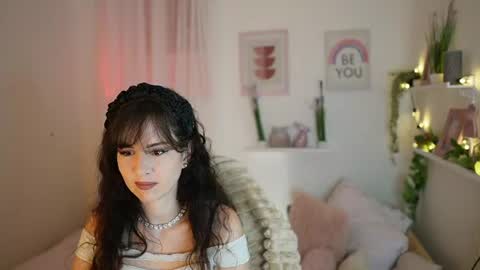 Daisy online show from July 18, 6:10 pm