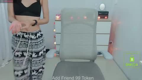 Daisy online show from March 5, 4:46 pm