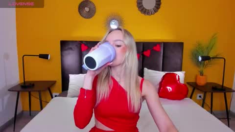 daisymellifluous online show from February 12, 1:51 am