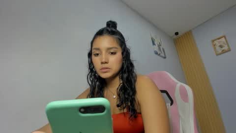 dakota_x18 online show from February 11, 11:28 pm