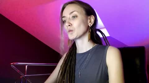 Dalia  online show from January 5, 10:10 am