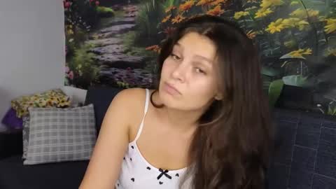 damedefeu online show from September 9, 1:33 pm