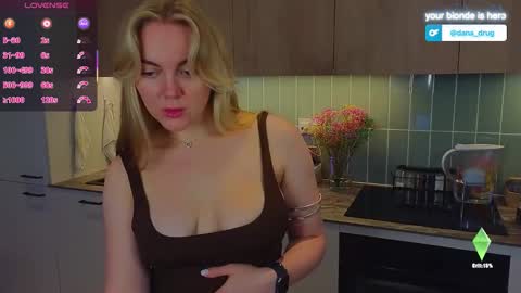 Dana online show from September 19, 6:51 pm