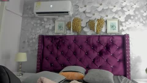 Daniela online show from March 21, 11:15 am