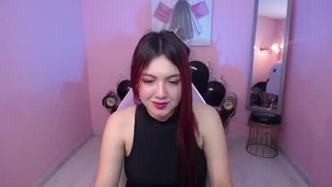 dani_taylor_ online show from April 30, 8:57 pm
