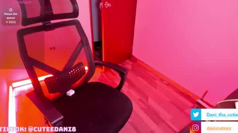 Dani online show from September 29, 4:17 am