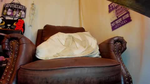 danidollxxx online show from October 1, 4:50 am