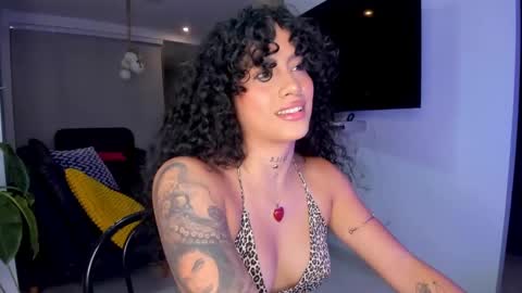 daniela_arenas online show from September 23, 11:14 pm