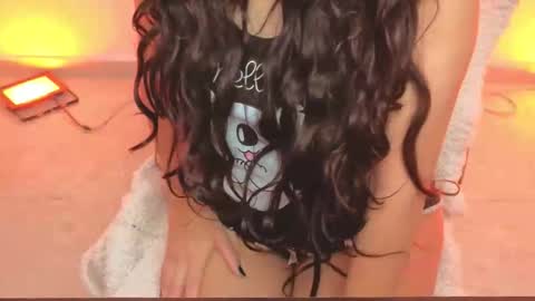 daniela_rivasthl online show from February 7, 5:55 am