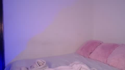 Lucia online show from February 6, 5:30 pm