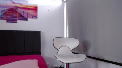 Daniela Romero online show from September 19, 4:39 pm