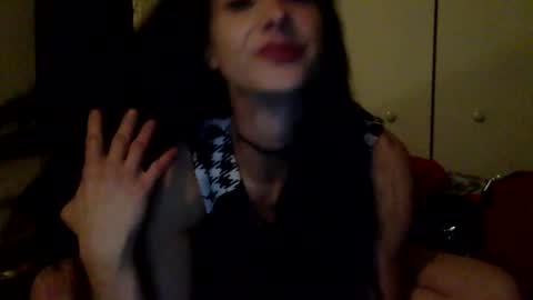 daniellbisous online show from November 19, 4:23 am