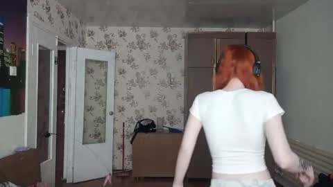 Kiki online show from July 1, 12:59 pm