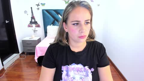 Danna martinezz online show from January 9, 3:26 am