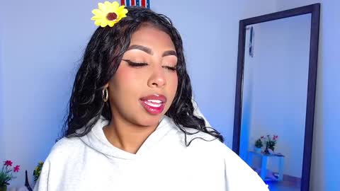 Danna online show from February 4, 8:02 am