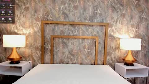    online show from November 20, 11:44 am