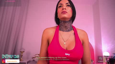 Danna Berlin  online show from November 10, 9:10 pm