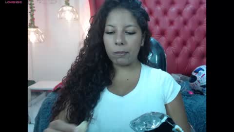 danna online show from June 9, 8:08 pm