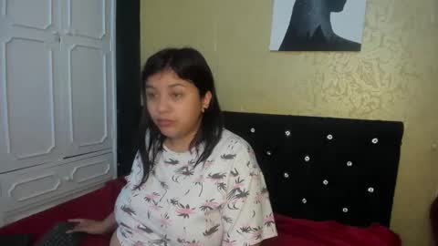 Danna Garza online show from February 13, 3:50 am