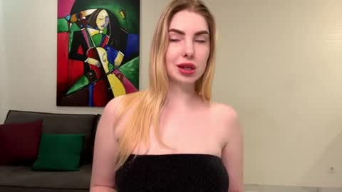 dannamissss online show from January 21, 5:51 pm