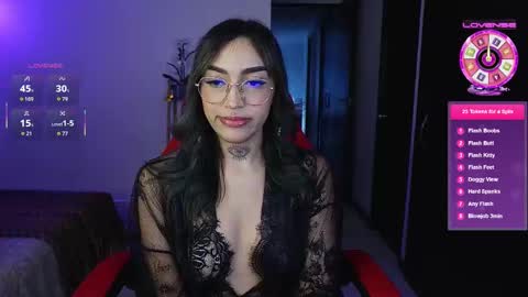    online show from October 7, 9:52 pm