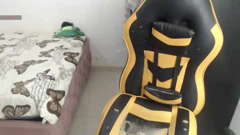 danny..........  guys I have onlyfans follow me I am new I want to share with you many things I love you online show from December 21, 7:40 pm