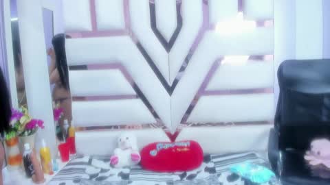 DanySwet online show from January 21, 2:48 pm